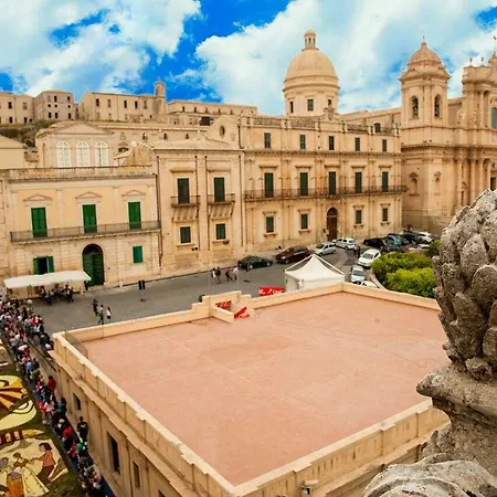 日光浴室住宿加早餐旅馆 3* Lido di Noto
