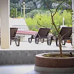 Oda ve Kahvaltı Solarium 3*