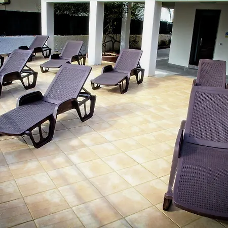 Solarium Nocleg ze śniadaniem 3*